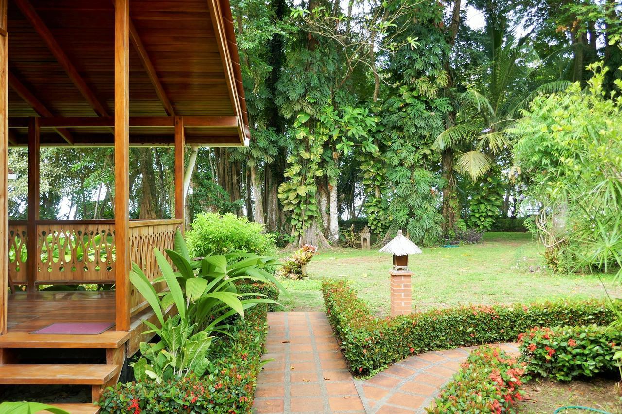 Отель Escape Caribeno Puerto Viejo de Talamanca Экстерьер фото