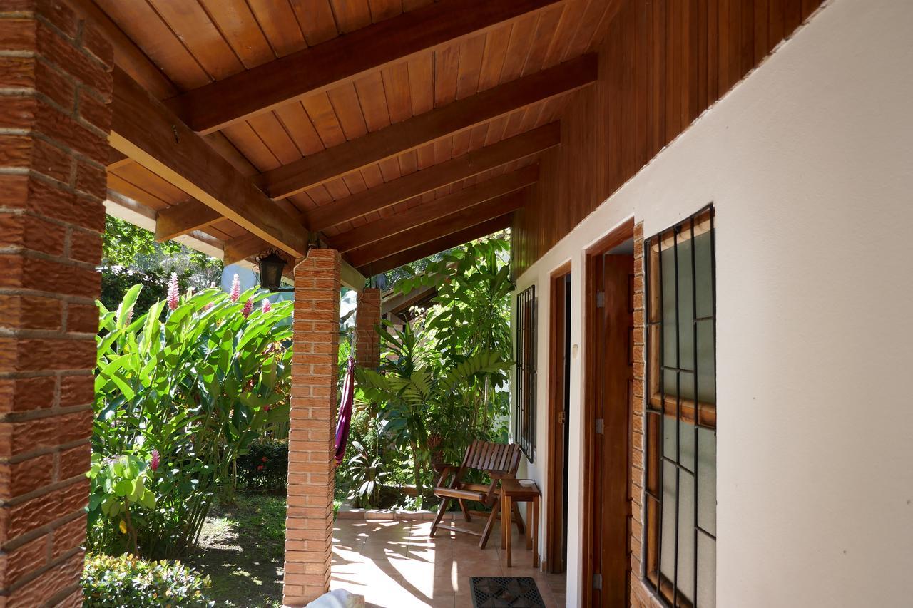 Отель Escape Caribeno Puerto Viejo de Talamanca Экстерьер фото